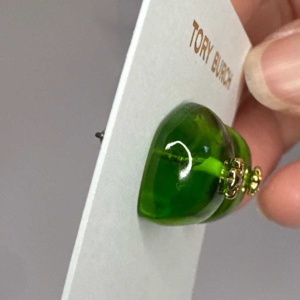 Tory Burch New Green Resin Logo Stud Earrings Gold Toned - Picture 7 of 8